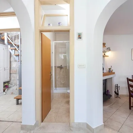 House Layla In Tucepi, Sea View *