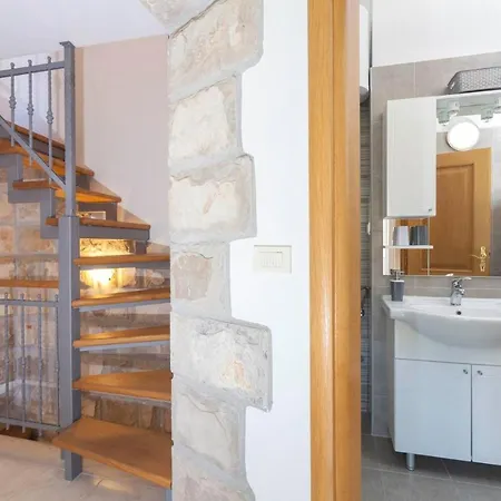 House Layla In Tucepi, Sea View * Tučepi